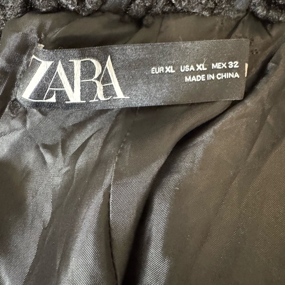 ZARA Super Soft Teddy Jacket Black Size XL VGUC - Picture 4 of 4